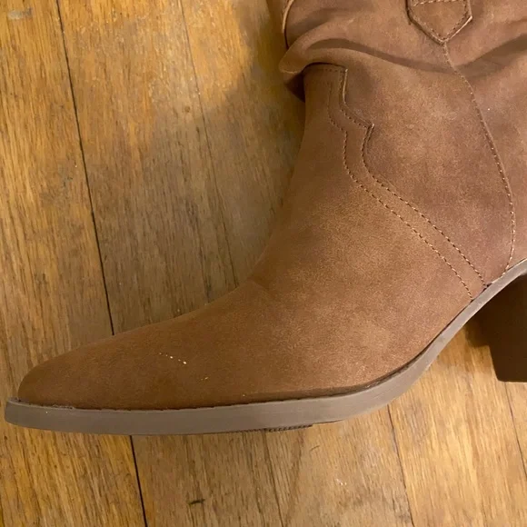 Brown Faux Suede Cowboy bootie - Picture 3 of 7
